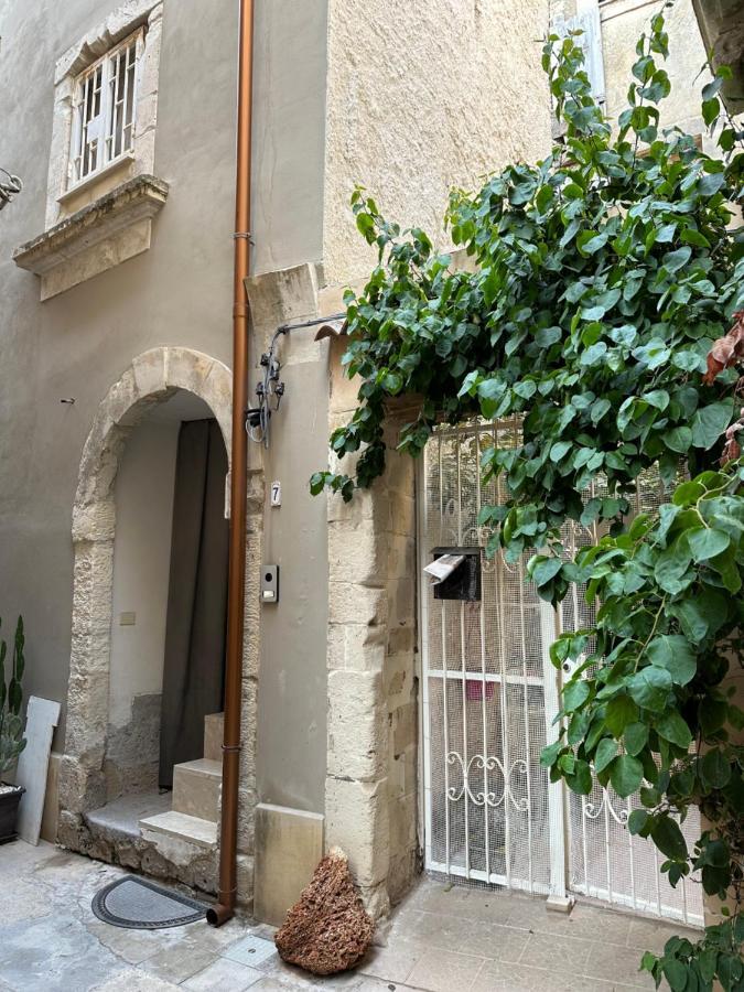 Suite Moen Ortigia Syracuse Bagian luar foto